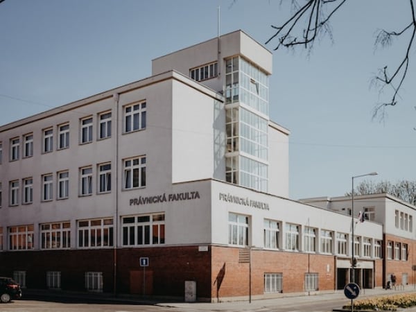 faculty-1.jpg faculty-1.jpg