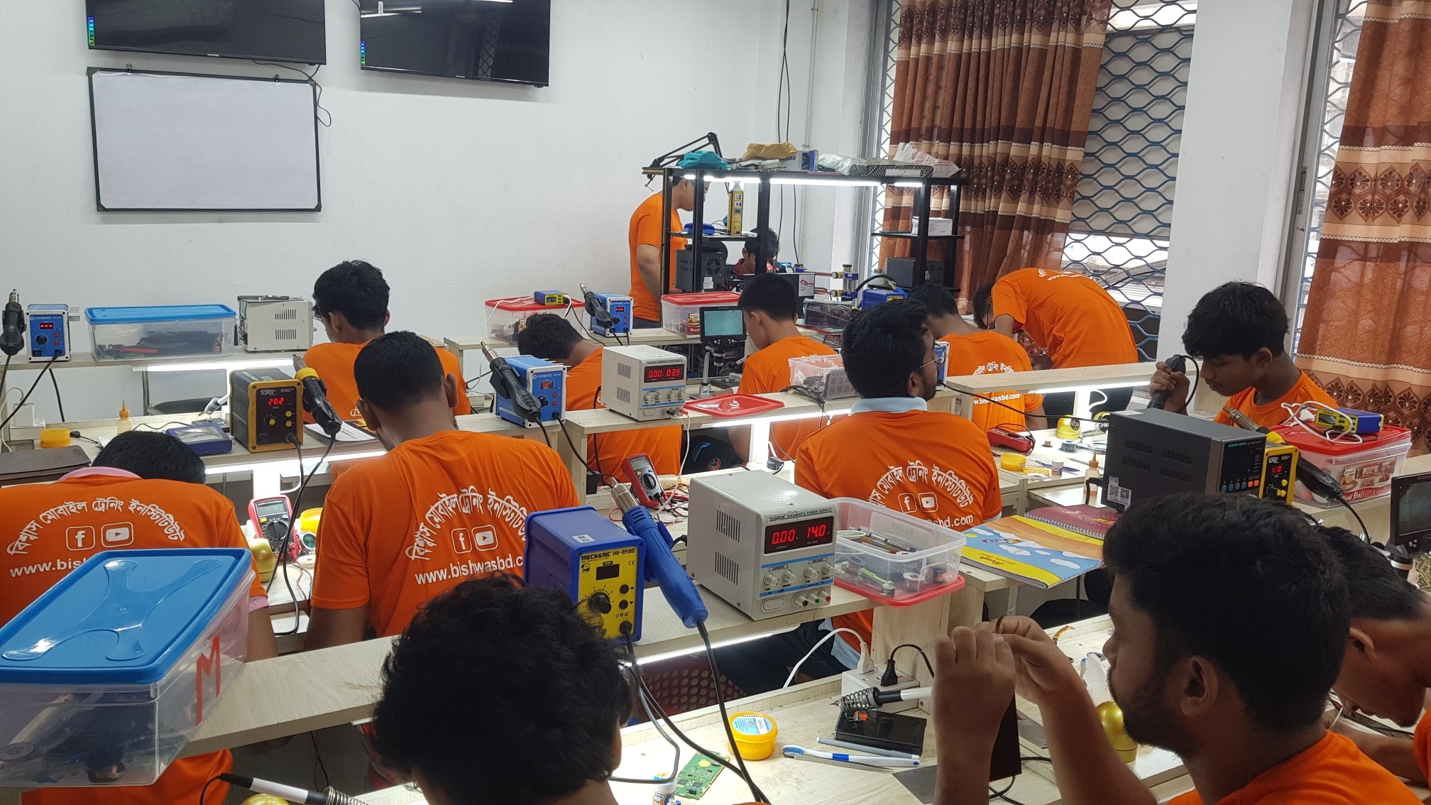 516435394_732005176015166_8827432254060376669_n